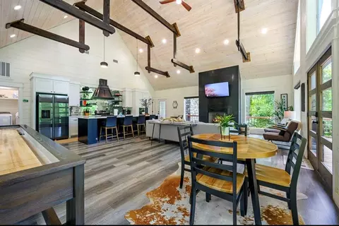 Dining - 422 Eagle Mountain Trl, Broken Bow, OK 74728 photo 1 of 2