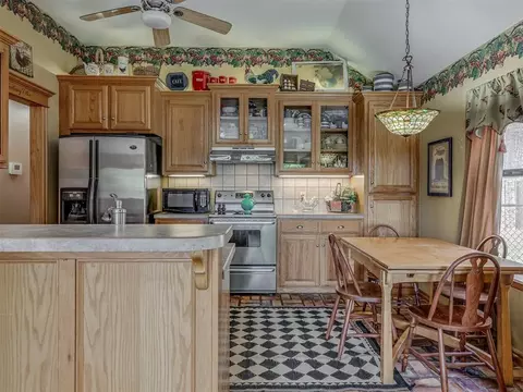 Kitchen - 1420 Canyon Lake Rd, Calumet, OK 73014 photo 1 of 3