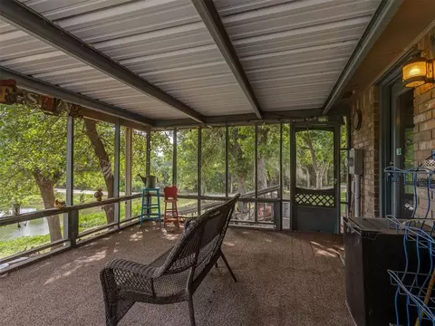 Exterior - 1420 Canyon Lake Rd, Calumet, OK 73014 photo 6 of 13