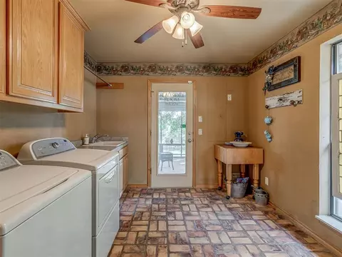 Other - 1420 Canyon Lake Rd, Calumet, OK 73014 photo 2 of 6