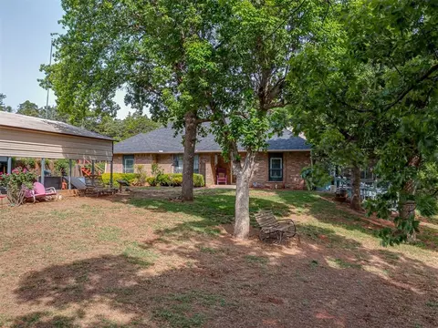 Exterior - 1420 Canyon Lake Rd, Calumet, OK 73014 photo 12 of 13