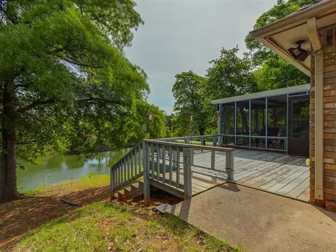 Exterior - 1420 Canyon Lake Rd, Calumet, OK 73014 photo 9 of 13