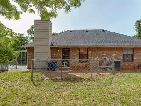 Exterior - 1420 Canyon Lake Rd, Calumet, OK 73014 photo 10 of 13