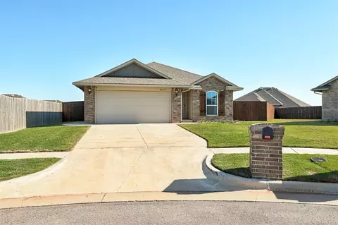 2709 NW 195th St, Edmond, OK 73012