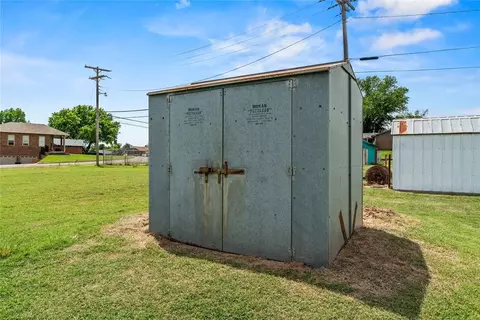 Other - 808 Mimosa Dr, Watonga, OK 73772 photo 8 of 8