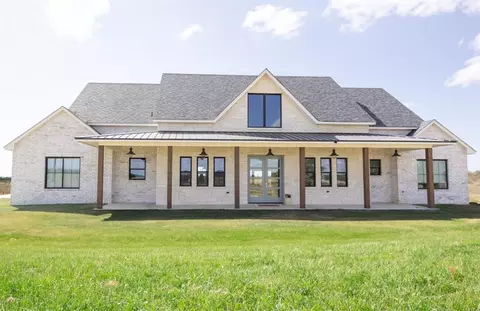 15517 S County Road 206, Blair, OK 73526