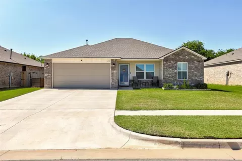 452 SE 7th Pl, Newcastle, OK 73065