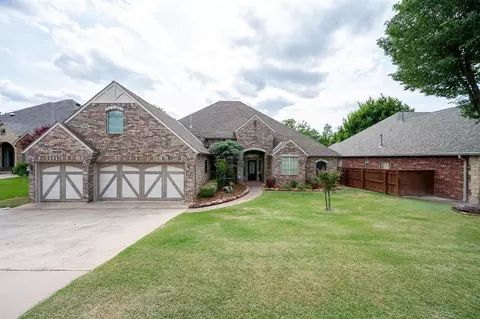 2333 Flint Ridge Rd, Edmond, OK 73003