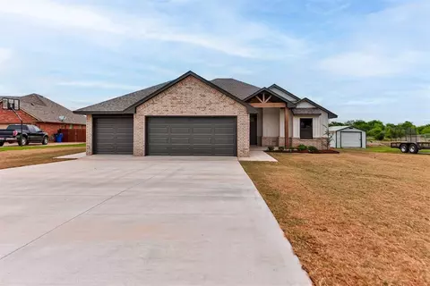 404 Candice Dr, Piedmont, OK 73078
