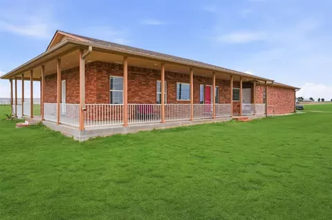 18784 E 1130 Rd, Sayre, OK 73662
