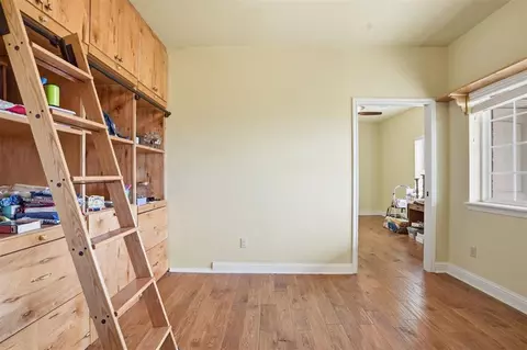 Bedroom - 18784 E 1130 Rd, Sayre, OK 73662 photo 4 of 9