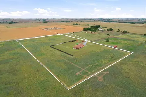 View/Area - 18784 E 1130 Rd, Sayre, OK 73662 photo 2 of 4