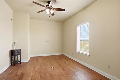 Bedroom - 18784 E 1130 Rd, Sayre, OK 73662 photo 5 of 9