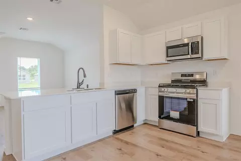 Kitchen - 13446 Dewberry Rd, Mcloud, OK 74851 photo 1 of 1