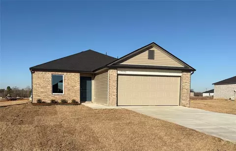 13446 Dewberry Rd, Mcloud, OK 74851