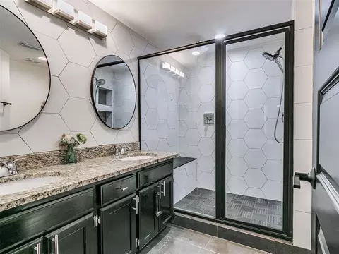 Bath - 2114 Westmore Dr, Moore, OK 73170 photo 1 of 2