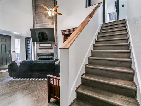 Entry Way - 2114 Westmore Dr, Moore, OK 73170 photo 1 of 1