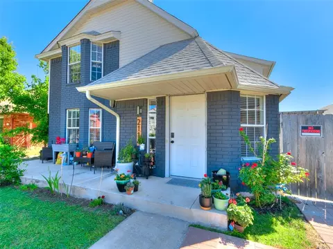 Exterior - 2114 Westmore Dr, Moore, OK 73170 photo 2 of 7