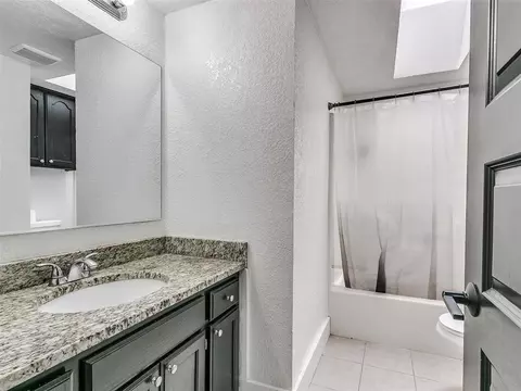 Bath - 2114 Westmore Dr, Moore, OK 73170 photo 2 of 2
