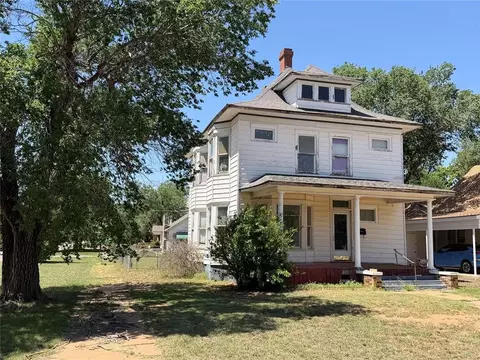201 N Randlett St, Hobart, OK 73651
