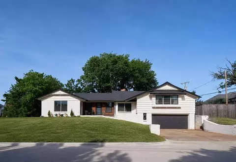 6801 Trenton Rd, Nichols Hills, OK 73116