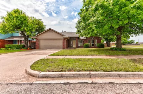 2800 Dalewood Pl, Norman, OK 73071