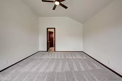 Bedroom - 2800 Dalewood Pl, Norman, OK 73071 photo 2 of 7