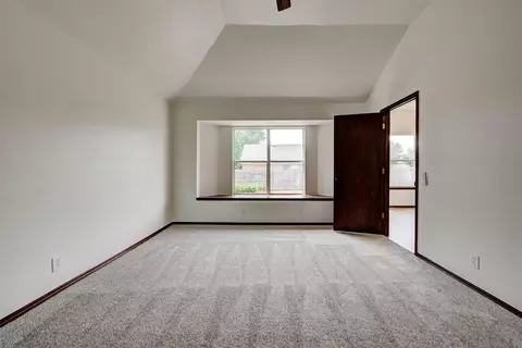 Bedroom - 2800 Dalewood Pl, Norman, OK 73071 photo 4 of 7