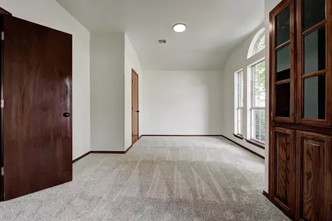 Living - 2800 Dalewood Pl, Norman, OK 73071 photo 7 of 7
