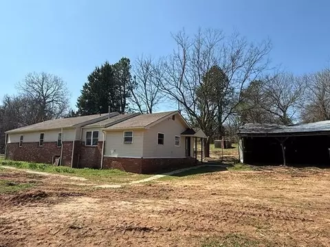 Exterior - 332410 E 1030 Rd, Mcloud, OK 74851 photo 2 of 5