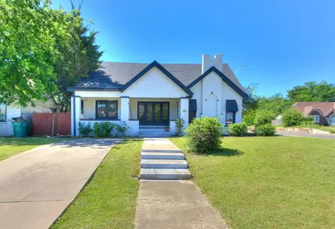 2052 NW 22nd St, Oklahoma City, OK 73106