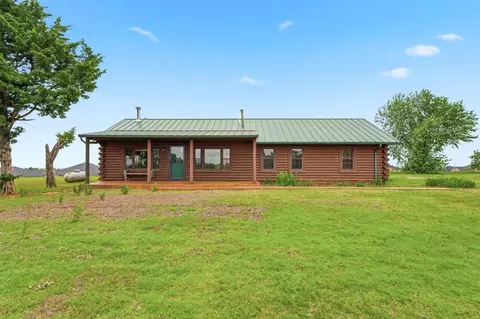 1214 S Dickerson St, Newcastle, OK 73065