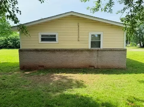 Exterior - 300 Division St, Arcadia, OK 73007 photo 5 of 13