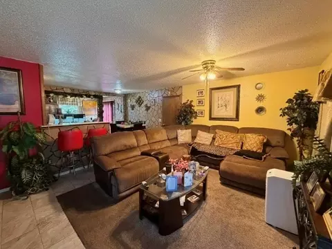 Living - 300 Division St, Arcadia, OK 73007 photo 2 of 2