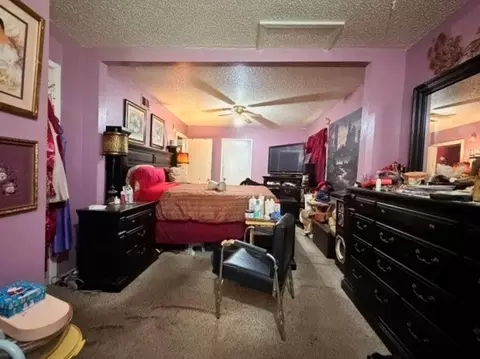 Bedroom - 300 Division St, Arcadia, OK 73007 photo 2 of 3