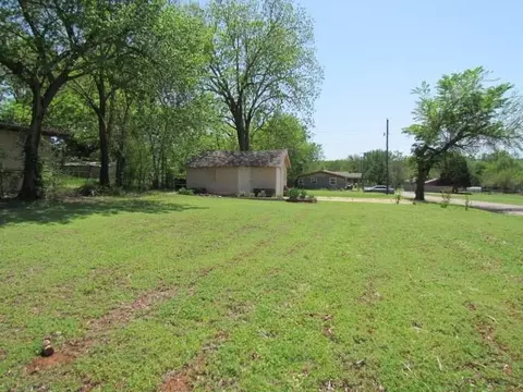 1801 E University Ave, Guthrie, OK 73044 photo 10