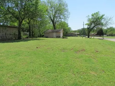 1801 E University Ave, Guthrie, OK 73044 photo 7