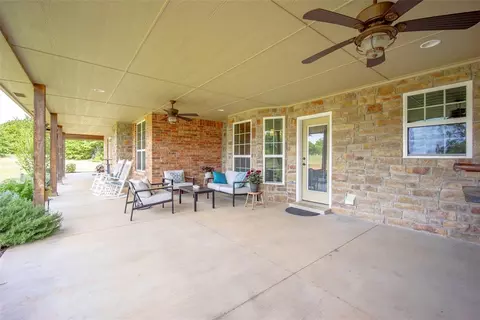 Exterior - 1467 Conrad Ct, Mcloud, OK 74851 photo 3 of 5
