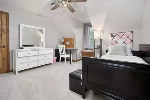 Bedroom - 1467 Conrad Ct, Mcloud, OK 74851 photo 3 of 6