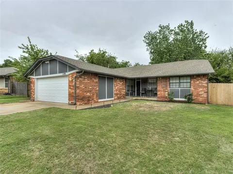 1100 Pintail Pl, Edmond, OK 73003