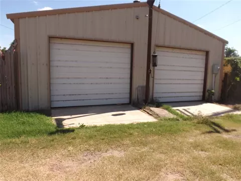 Other - 608 E Davis St, Tipton, OK 73570 photo 2 of 6