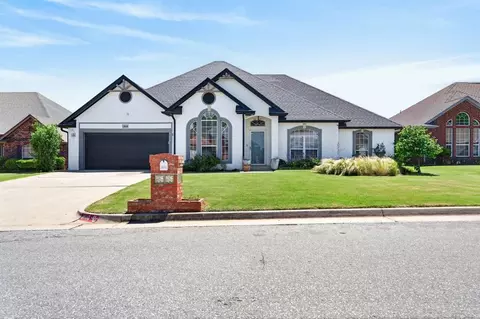 2816 SW 108th St, Oklahoma City, OK 73170