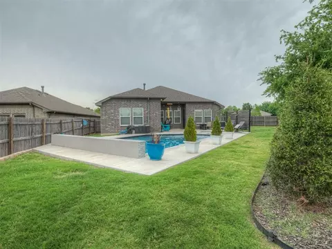 15709 Rosedown Dr, Oklahoma City, OK 73170