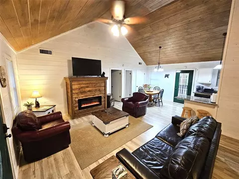 Living - 178 Marlin Dr, Broken Bow, OK 74728 photo 1 of 3