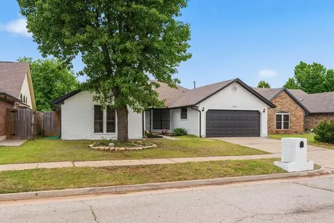 11909 Moon Beam Dr, Oklahoma City, OK 73162