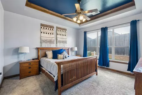 Bedroom - 1314 Ladera Cir, Moore, OK 73160 photo 2 of 5
