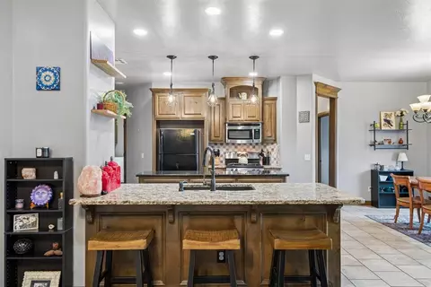 Kitchen - 1314 Ladera Cir, Moore, OK 73160 photo 1 of 6