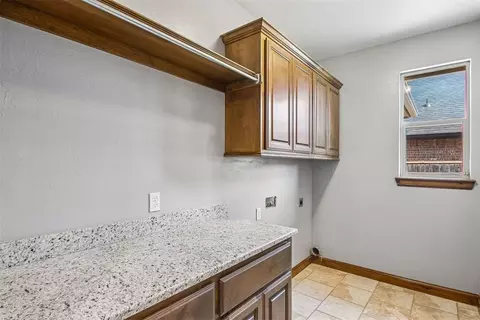 Other - 1314 Ladera Cir, Moore, OK 73160 photo 3 of 8