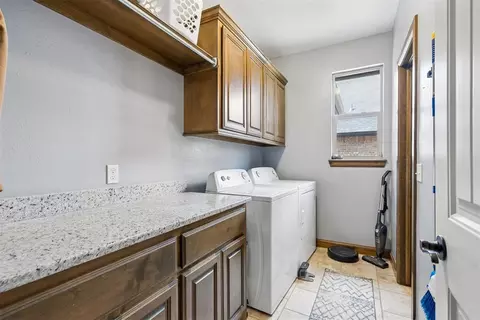 Other - 1314 Ladera Cir, Moore, OK 73160 photo 8 of 11
