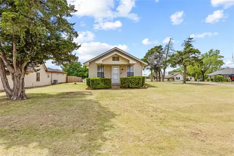 500 Adams St, Bessie, OK 73622
